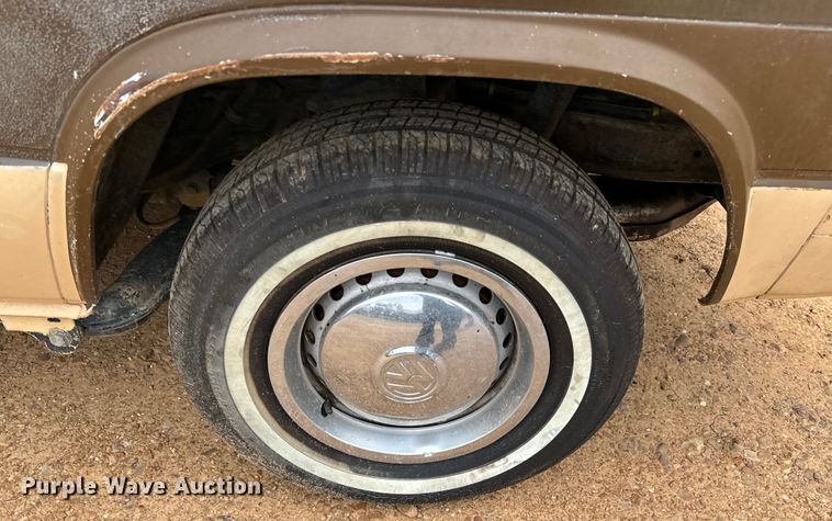 image for item EH3970 1982 Volkswagen  Vanagon GL van