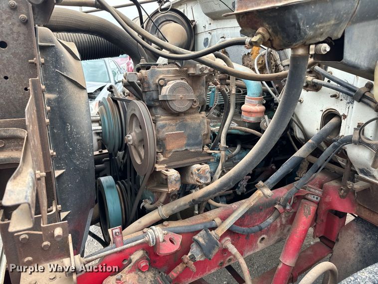 image for item EH3984 1988 International  1754 semi truck