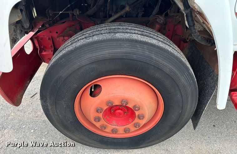 image for item EH3984 1988 International  1754 semi truck