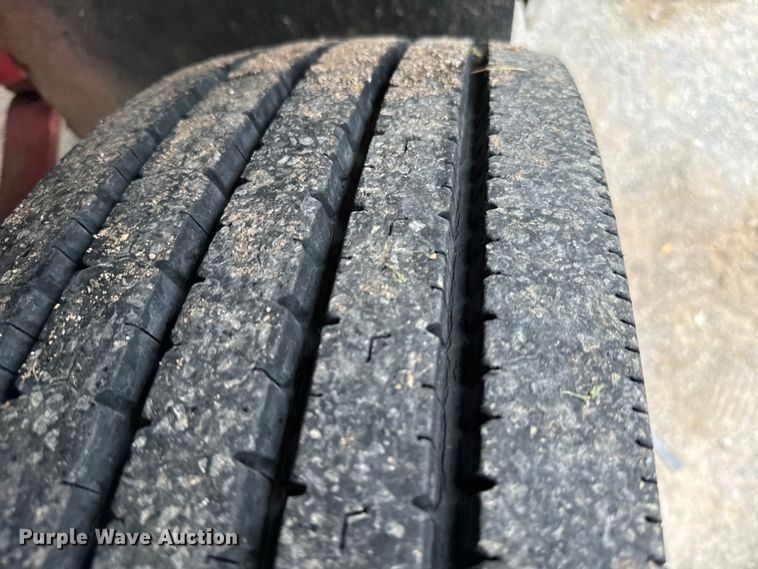 image for item EH3984 1988 International  1754 semi truck