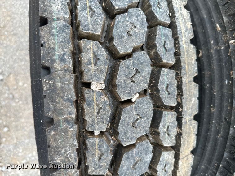 image for item EH3984 1988 International  1754 semi truck