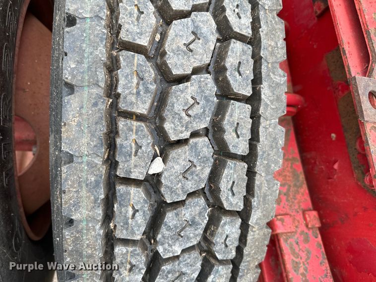 image for item EH3984 1988 International  1754 semi truck