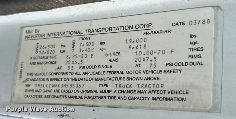 image for item EH3984 1988 International  1754 semi truck