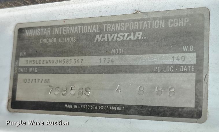 image for item EH3984 1988 International  1754 semi truck