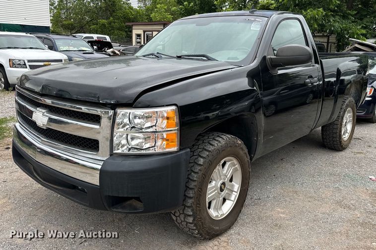 image for item EH3986 2007 Chevrolet  Silverado 1500 pickup truck