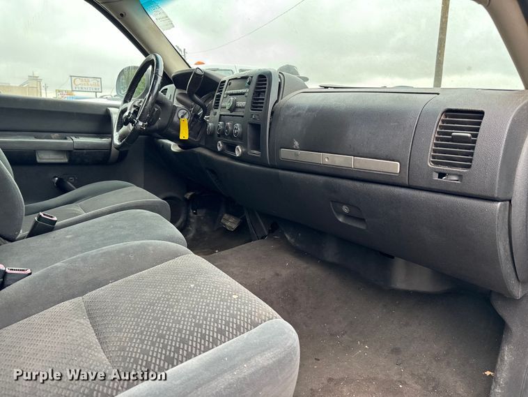 image for item EH3986 2007 Chevrolet  Silverado 1500 pickup truck