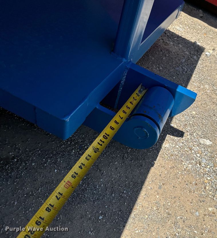 image for item EH3991 Okie Fabrication  roll-off container 