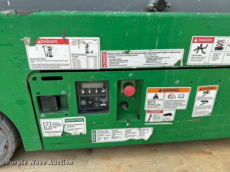 image for item EH4040 2014 Genie GS-1930 scissor lift