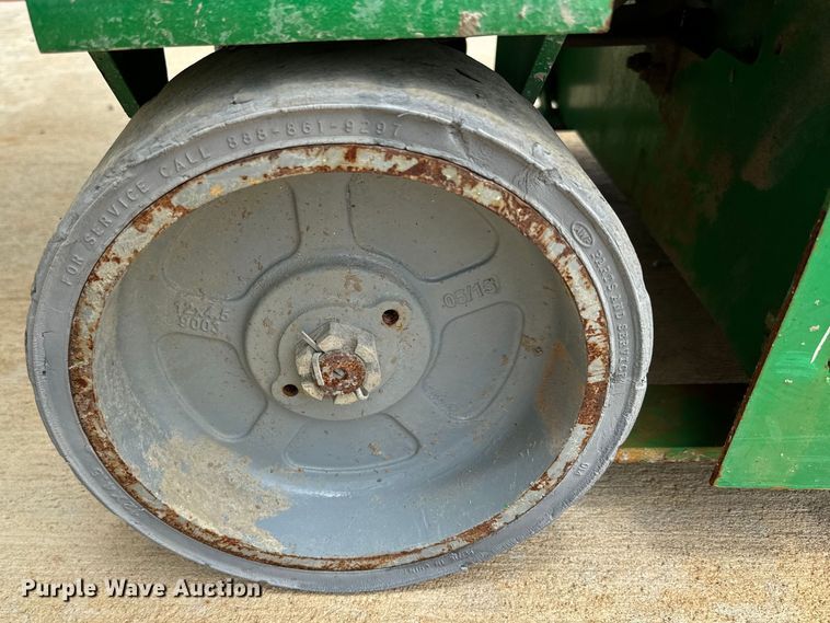 image for item EH4040 2014 Genie GS-1930 scissor lift