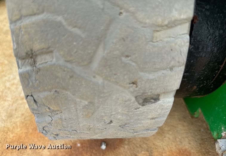 image for item EH4040 2014 Genie GS-1930 scissor lift