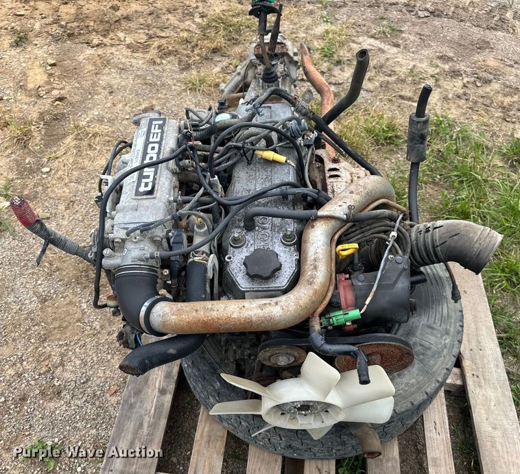 image for item EH6871 1986 Toyota 22R Turbo EFI engine