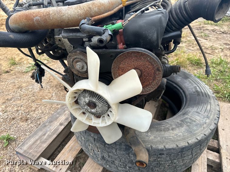 image for item EH6871 1986 Toyota 22R Turbo EFI engine