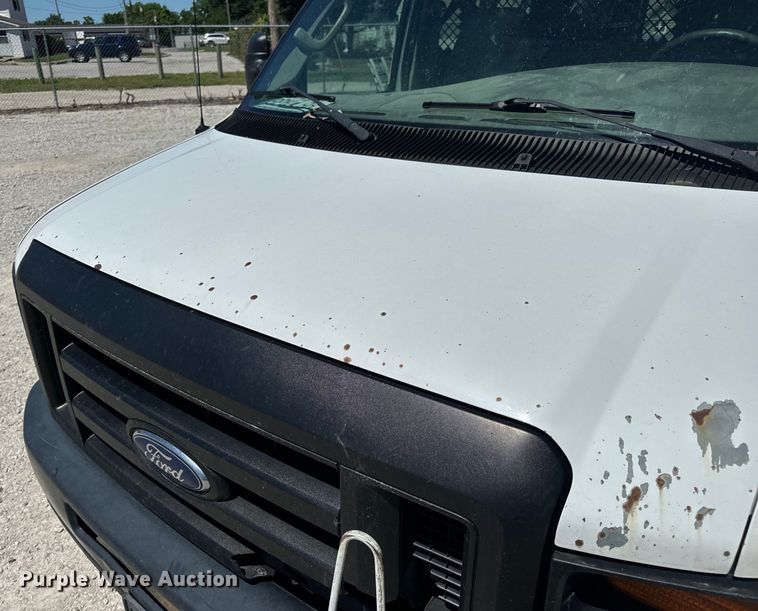 image for item EH6895 2008 Ford E250 van