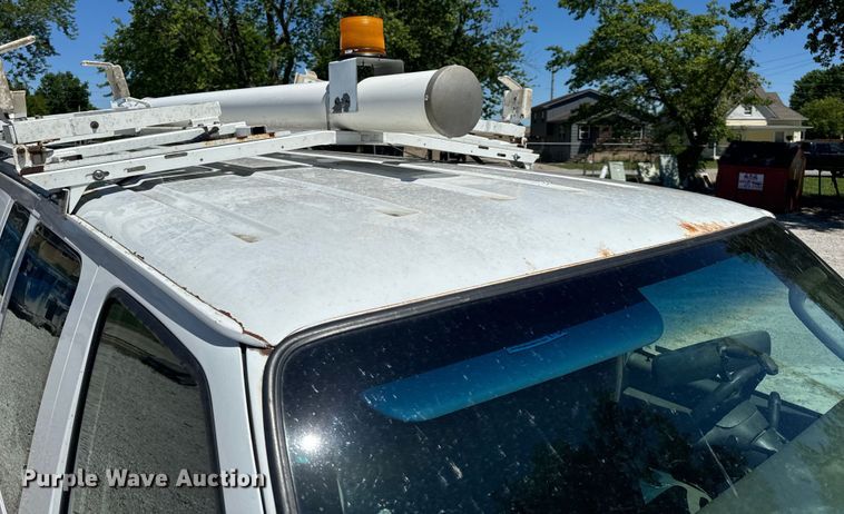 image for item EH6895 2008 Ford E250 van