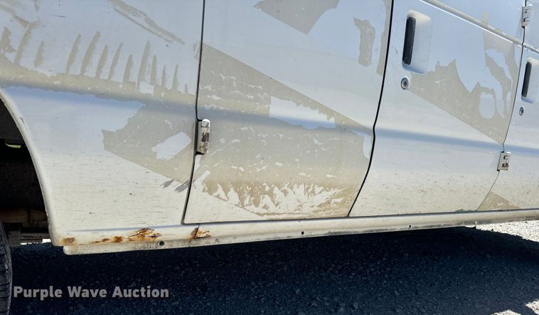 image for item EH6895 2008 Ford E250 van