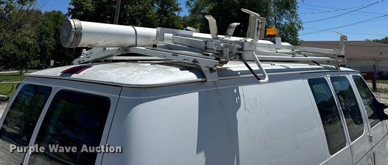 image for item EH6895 2008 Ford E250 van