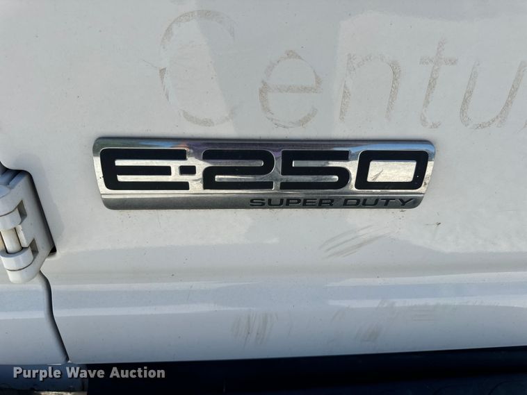 image for item EH6895 2008 Ford E250 van