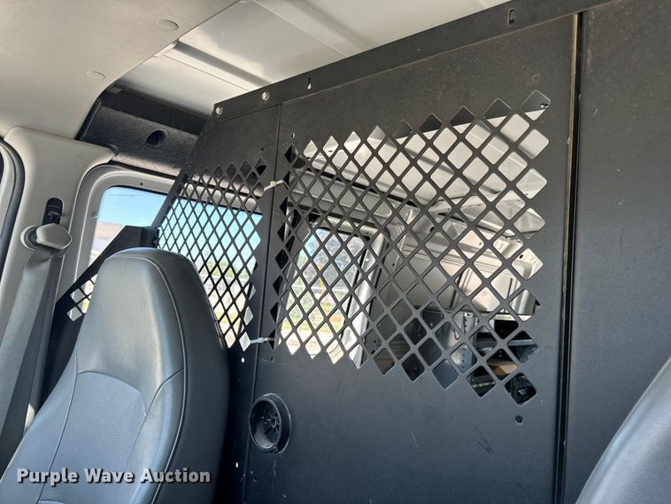 image for item EH6895 2008 Ford E250 van