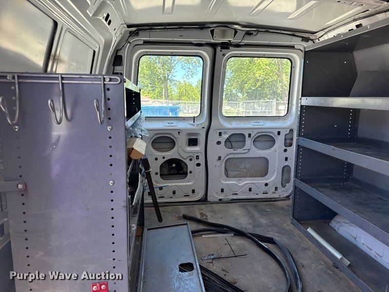 image for item EH6895 2008 Ford E250 van