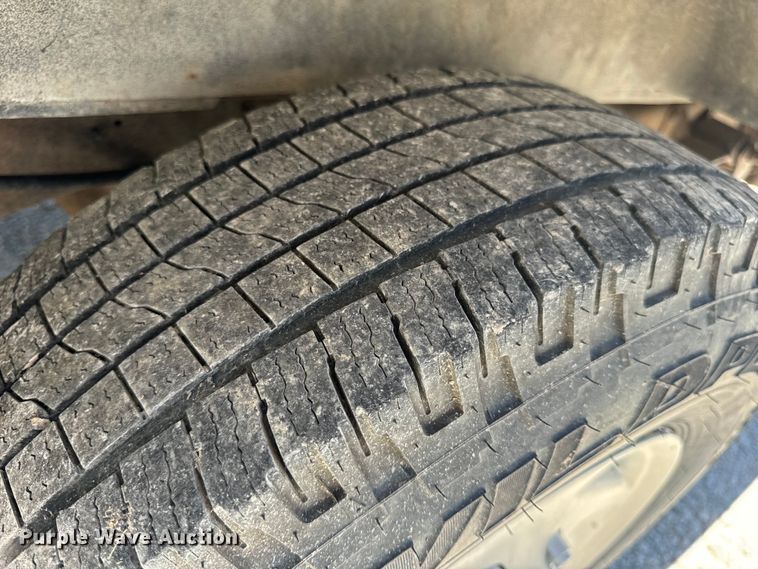 image for item EH6895 2008 Ford E250 van