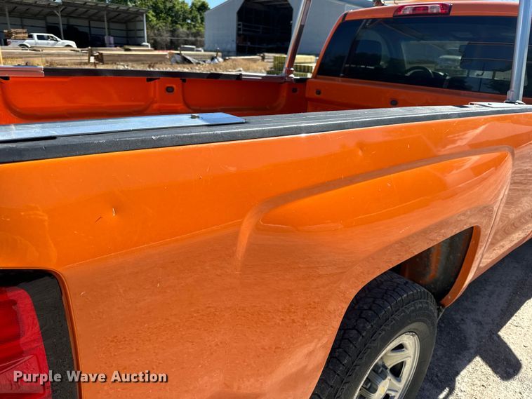 image for item EH6898 2015 Chevrolet  Silverado 1500 pickup truck
