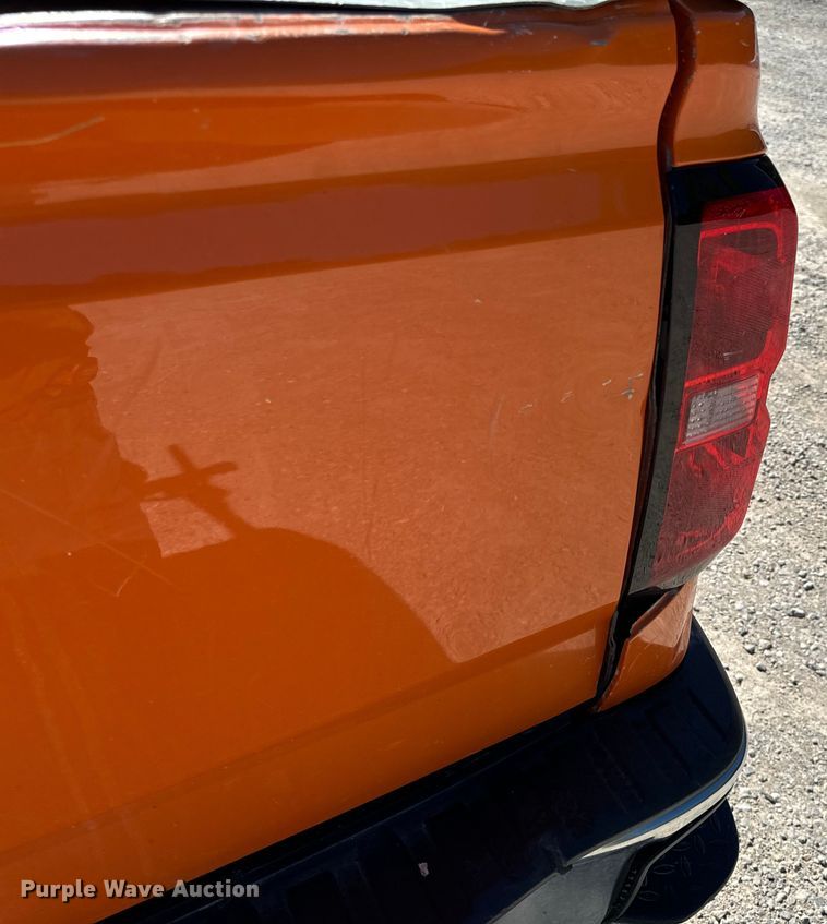 image for item EH6898 2015 Chevrolet  Silverado 1500 pickup truck