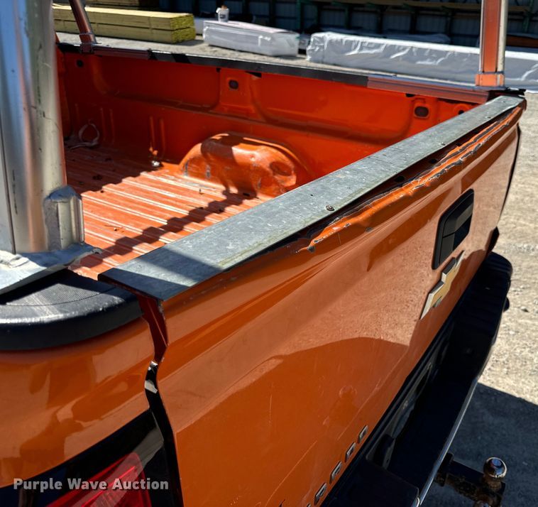 image for item EH6898 2015 Chevrolet  Silverado 1500 pickup truck