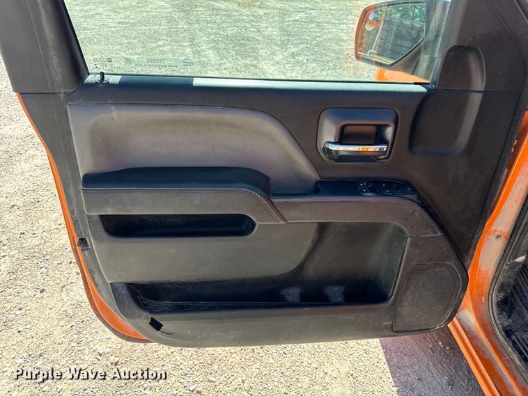 image for item EH6898 2015 Chevrolet  Silverado 1500 pickup truck