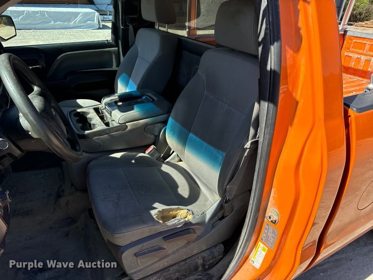 image for item EH6898 2015 Chevrolet  Silverado 1500 pickup truck