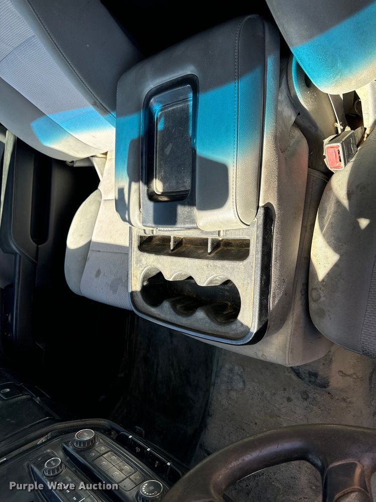 image for item EH6898 2015 Chevrolet  Silverado 1500 pickup truck