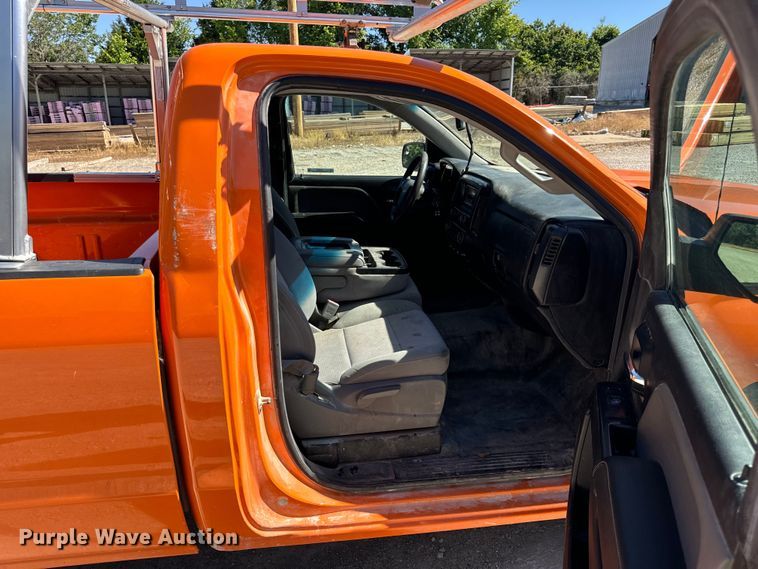 image for item EH6898 2015 Chevrolet  Silverado 1500 pickup truck