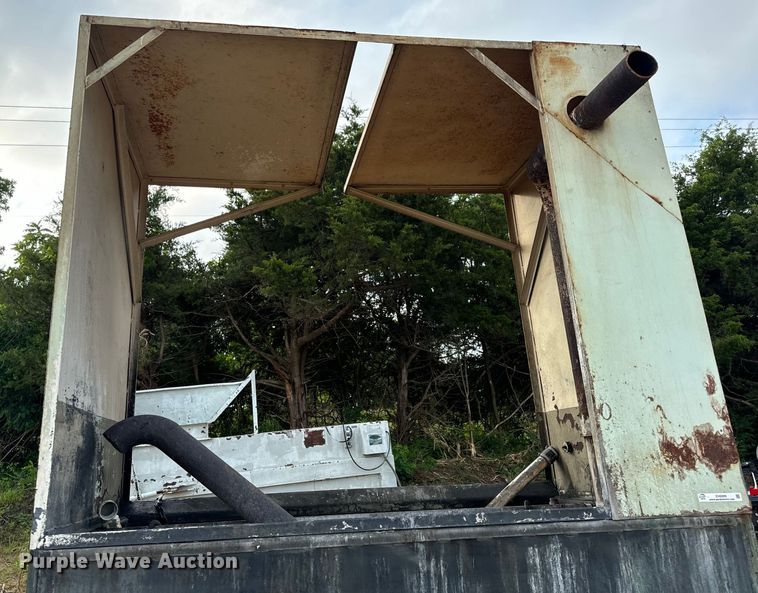 image for item EH6909 1997 Enfab Inc. 48X84TANK hot dip tank