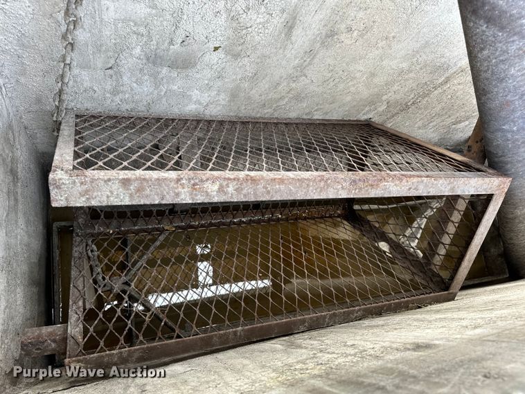 image for item EH6909 1997 Enfab Inc. 48X84TANK hot dip tank