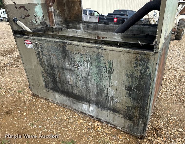 image for item EH6909 1997 Enfab Inc. 48X84TANK hot dip tank