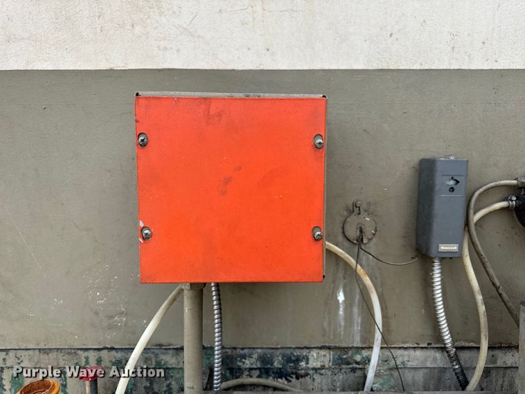 image for item EH6909 1997 Enfab Inc. 48X84TANK hot dip tank