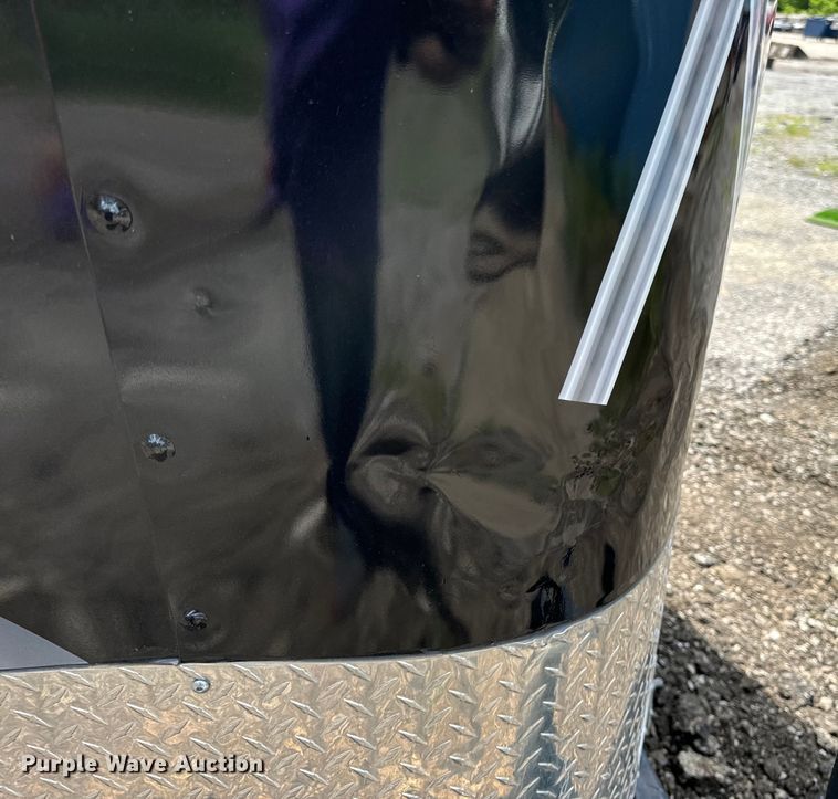 image for item EH6941 2019 Doolittle  enclosed cargo trailer