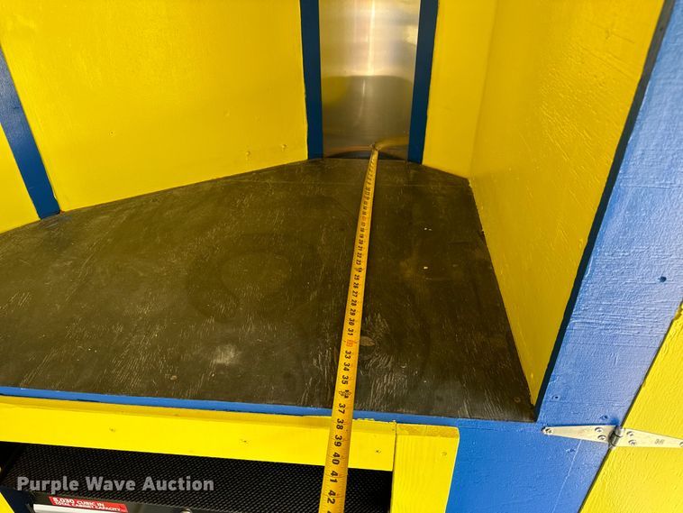 image for item EH6941 2019 Doolittle  enclosed cargo trailer