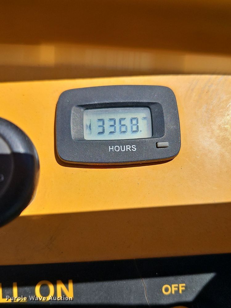 image for item EI3777 2013 Wright WS48FFX730E ZTR lawn mower