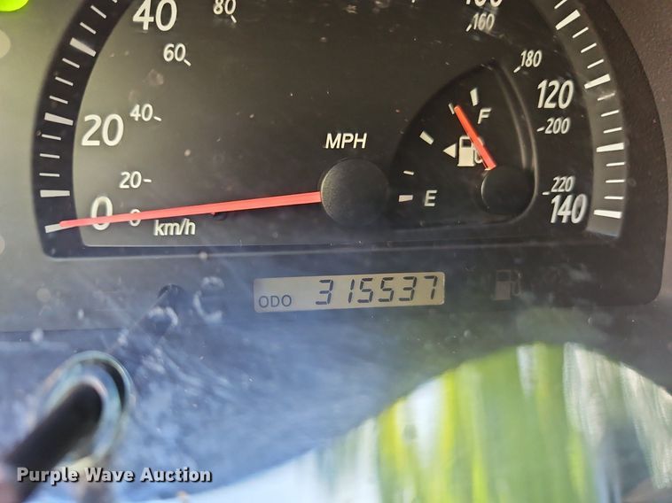 image for item EI3898 2003 Toyota  Camry LE 