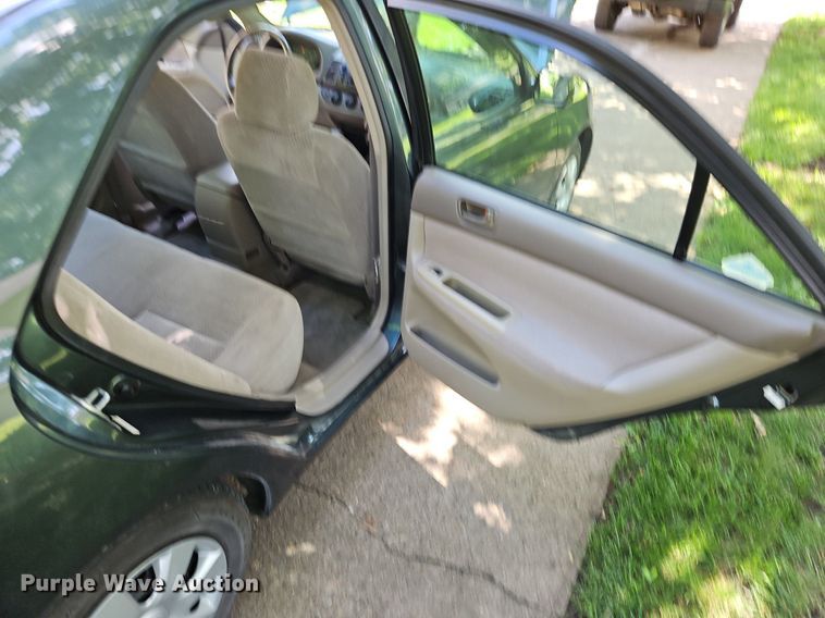 image for item EI3898 2003 Toyota  Camry LE 