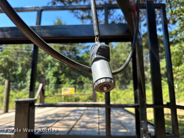 image for item EJ4358 1997 shop built utility trailer