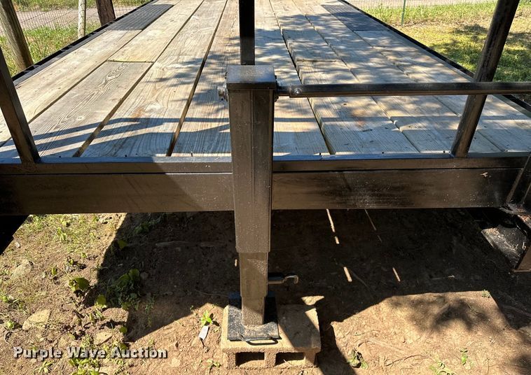 image for item EJ4358 1997 shop built utility trailer