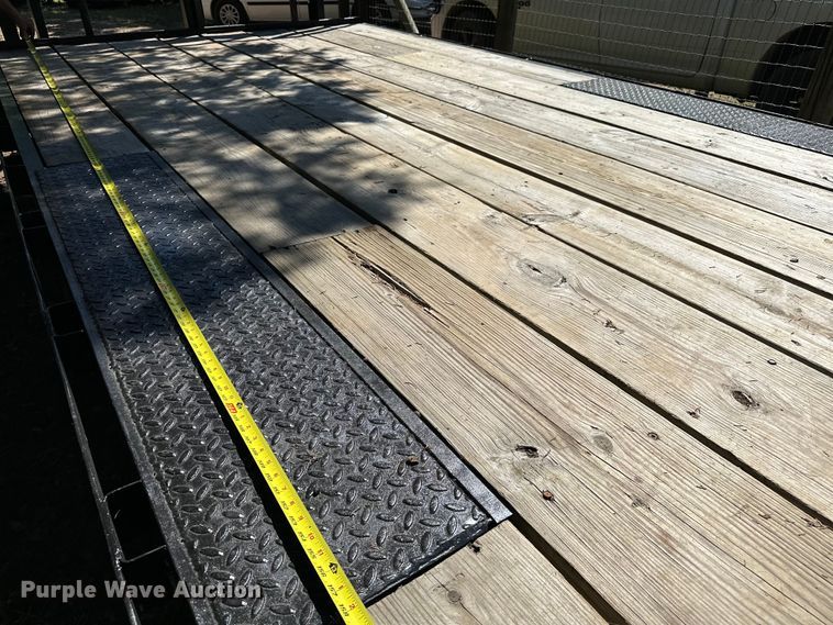 image for item EJ4358 1997 shop built utility trailer