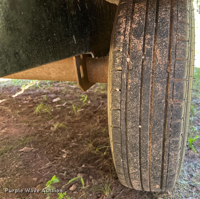 image for item EJ4358 1997 shop built utility trailer