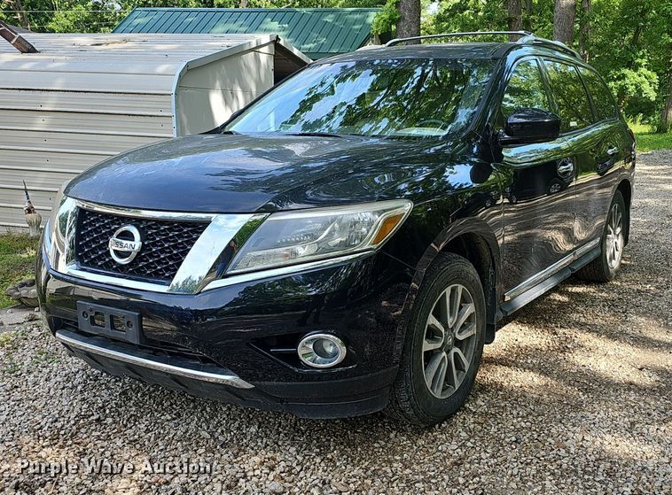 image for item EJ5572 2014 Nissan  Pathfinder SUV