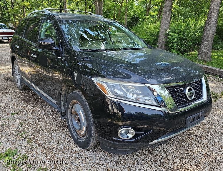 image for item EJ5572 2014 Nissan  Pathfinder SUV