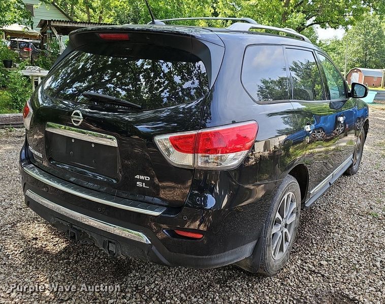 image for item EJ5572 2014 Nissan  Pathfinder SUV