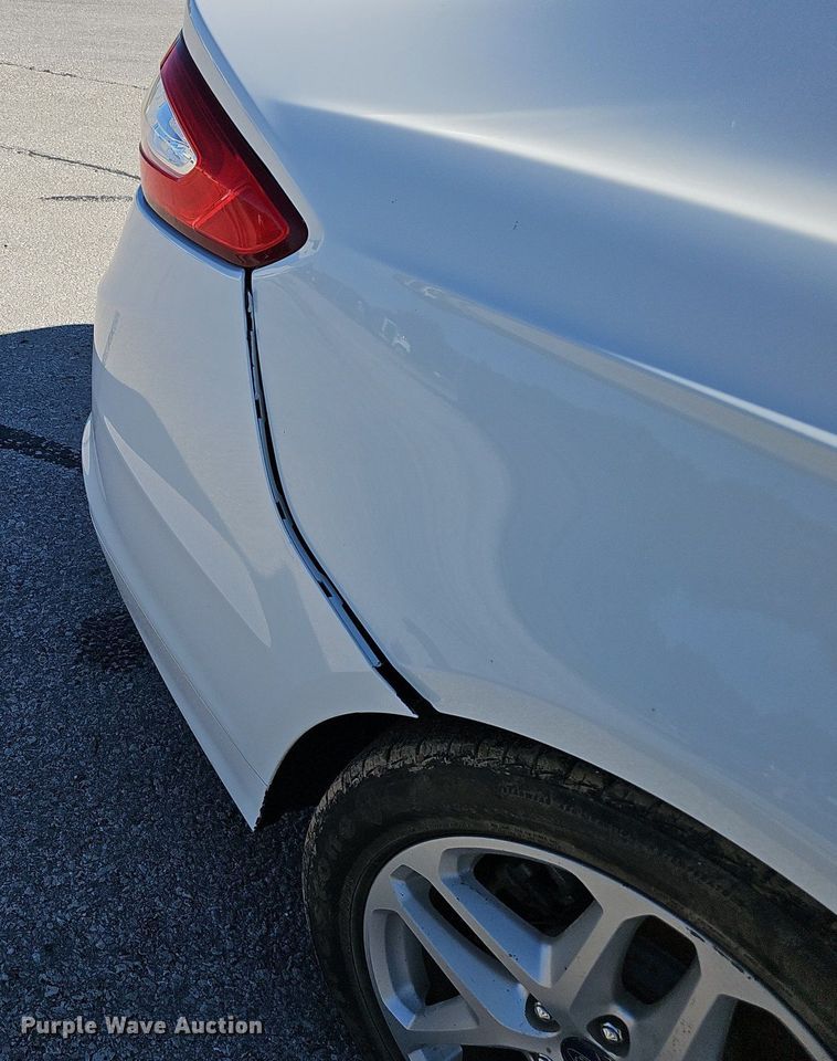 image for item EJ5604 2014 Ford  Fusion 