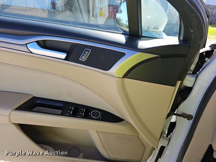 image for item EJ5604 2014 Ford  Fusion 