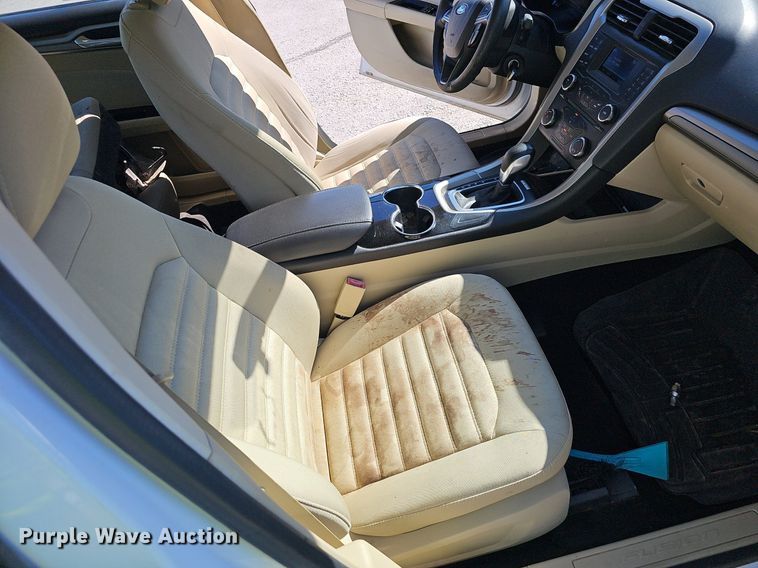 image for item EJ5604 2014 Ford  Fusion 